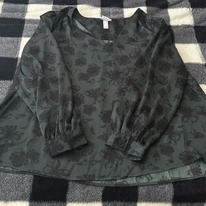 Ava & Viv Dark Green Floral Blouse